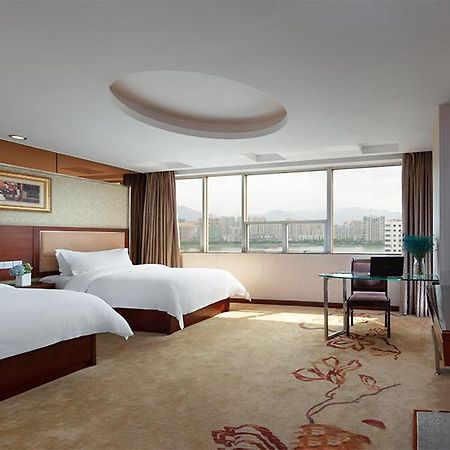 Vienna Hotel Qingyuan Lianjiang Road Екстер'єр фото