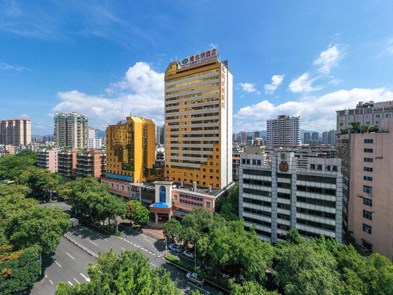 Vienna Hotel Qingyuan Lianjiang Road Екстер'єр фото