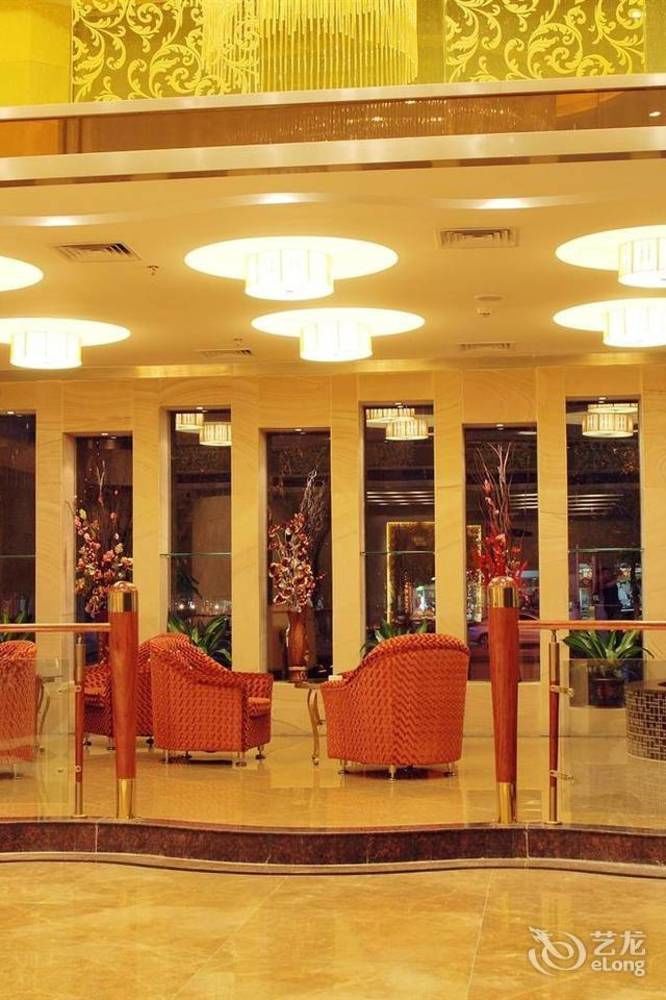 Vienna Hotel Qingyuan Lianjiang Road Екстер'єр фото