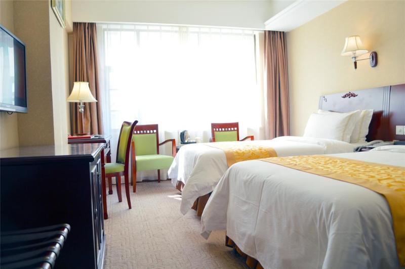 Vienna Hotel Qingyuan Lianjiang Road Екстер'єр фото