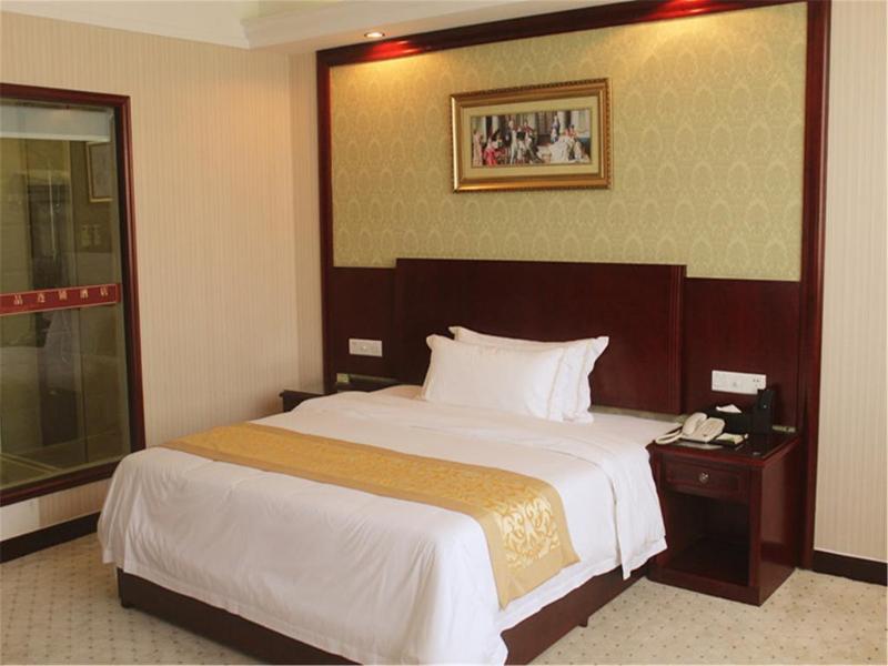 Vienna Hotel Qingyuan Lianjiang Road Екстер'єр фото